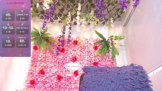 BLONDE SEXYHOT online show from 13, 3, 2026