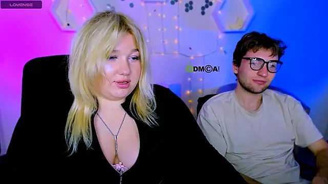 juli kisss online show from 7, 11, 2025