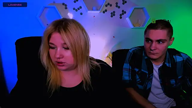 juli kisss online show from 25, 11, 2025