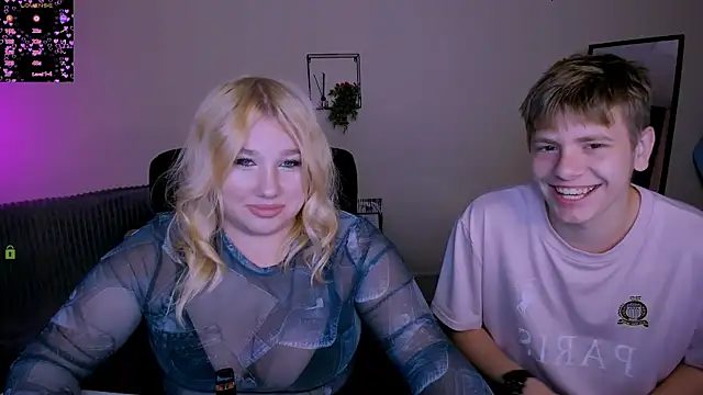 juli kisss online show from 11, 9, 2025