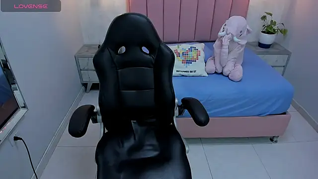 Snapshot of MAILYLOVE1 chatting on 11, 2, 2025 MAILYLOVE1 online show from 11, 2, 2025