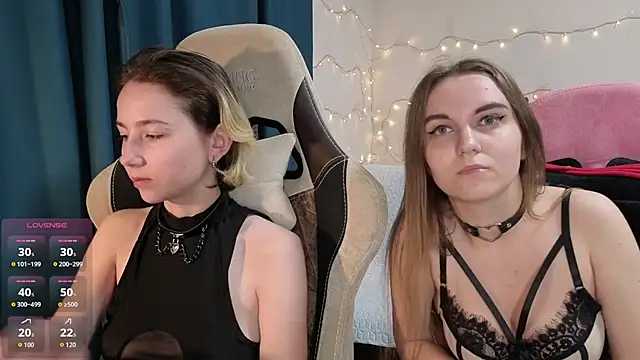 velvetvalkyries online show from 12, 11, 2025