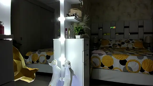 cherryfox88 online show from 14, 9, 2025