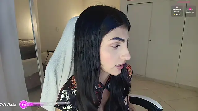 April Scarlett online show from 13, 4, 2026