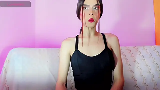 TatiGil online show from 10, 11, 2025