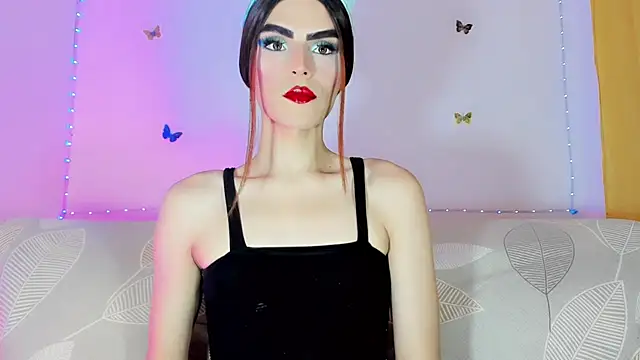 Snapshot of TatiGil chatting on 7, 7, 2026 TatiGil online show from 7, 7, 2026