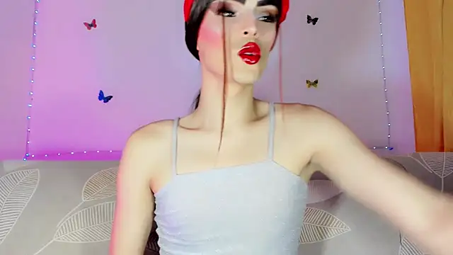 Snapshot of TatiGil chatting on 8, 7, 2026 TatiGil online show from 8, 7, 2026
