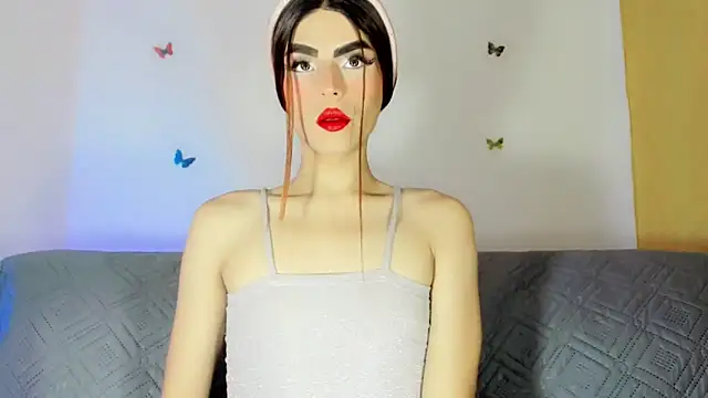 TatiGil online show from 4, 5, 2026