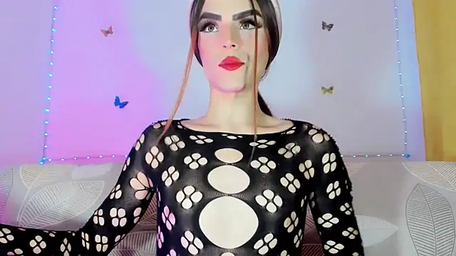 TatiGil online show from 25, 5, 2026