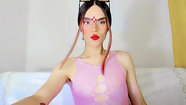 TatiGil online show from 16, 10, 2025