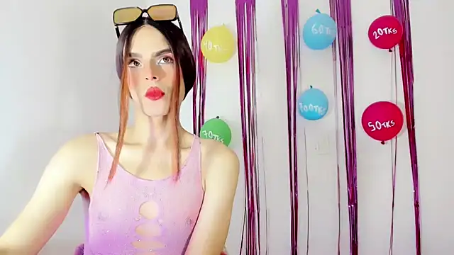 TatiGil online show from 1, 10, 2025