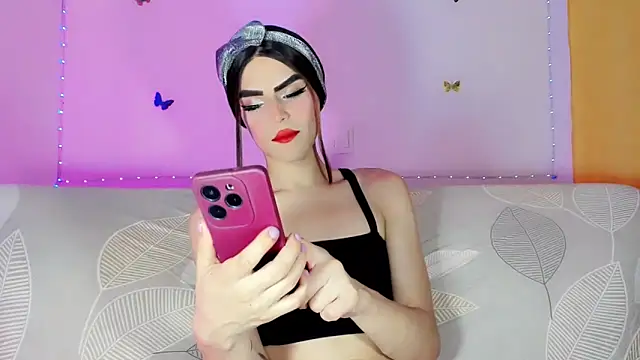 Snapshot of TatiGil chatting on 18, 6, 2026 TatiGil online show from 18, 6, 2026