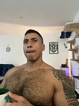 Snapshot of aaroncolombia chatting on 15, 9, 2025 aaroncolombia online show from 15, 9, 2025