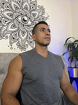 Snapshot of aaroncolombia chatting on 15, 11, 2025 aaroncolombia online show from 15, 11, 2025