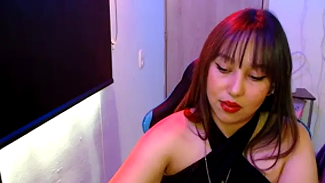 Skarlet Adams28 online show from 13, 5, 2026