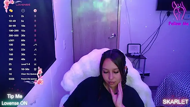 Skarlet Adams28 online show from 26, 9, 2025