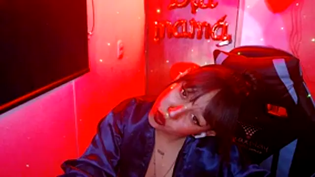 Skarlet Adams28 online show from 8, 5, 2026