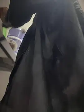 Thyana LS online show from 26, 2, 2025