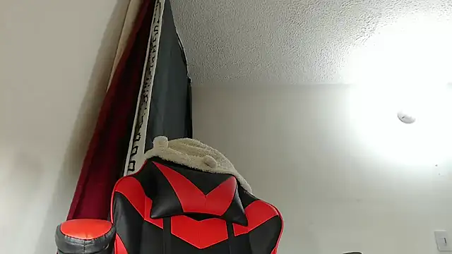 EmmyHorny  online show from 14, 9, 2025