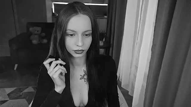 wowmolly online show from 2, 3, 2026