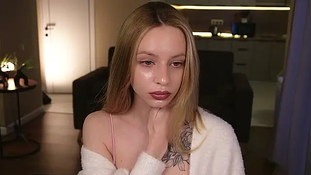 wowmolly online show from 27, 3, 2026