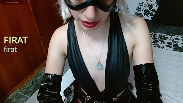 Snapshot of Persefonefire chatting on 14, 9, 2025 Persefonefire online show from 14, 9, 2025