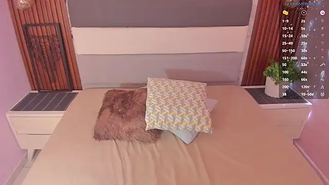 ALICESTARKK online show from 11, 11, 2025