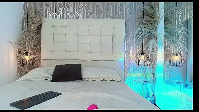 LeylaRangel online show from 9, 11, 2025