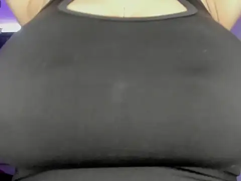 Snapshot of silviamilk chatting on 28, 2, 2026 silviamilk online show from 28, 2, 2026