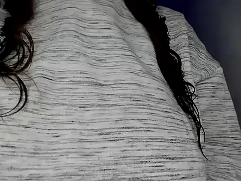 Snapshot of silviamilk chatting on 20, 2, 2026 silviamilk online show from 20, 2, 2026