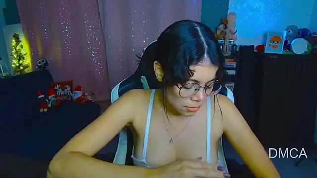 Drea Foox online show from 17, 12, 2025