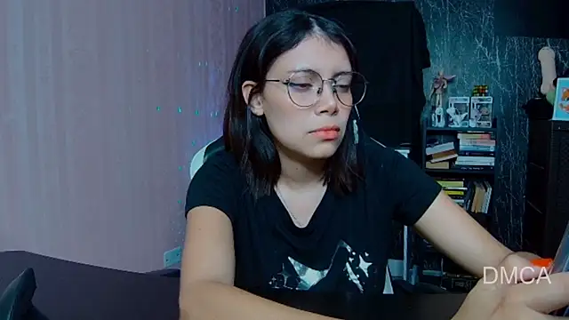 Drea Foox online show from 10, 11, 2025