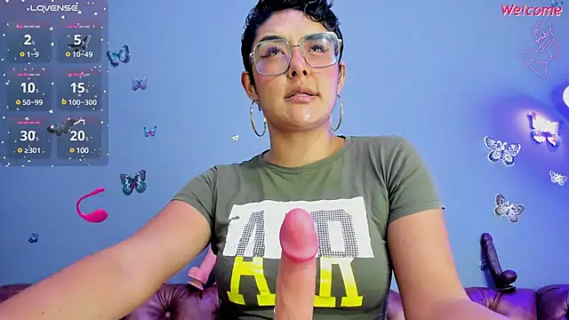 Kaira mosse online show from 12, 3, 2025