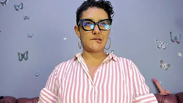 Kaira mosse online show from 10, 10, 2025