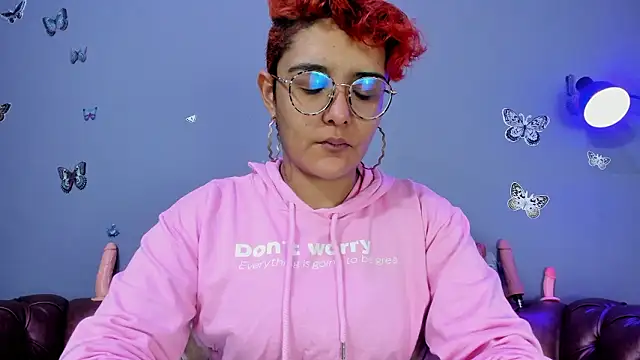 Kaira mosse online show from 4, 3, 2026