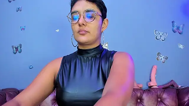 Kaira mosse online show from 19, 12, 2025