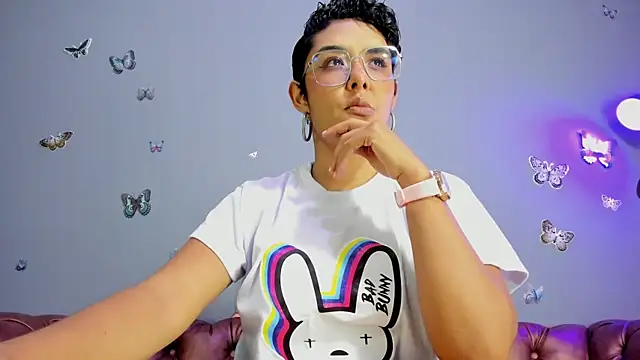 Kaira mosse online show from 15, 3, 2025