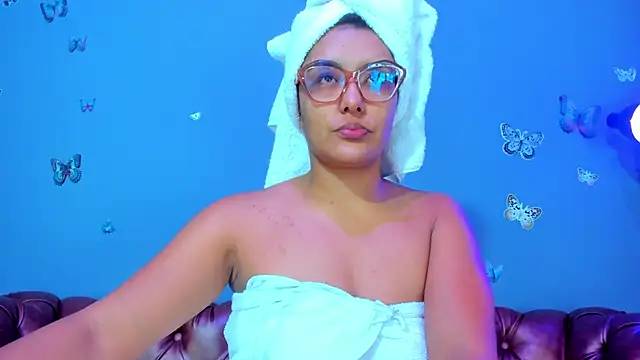 Snapshot of Kaira_mosse chatting on 16, 6, 2026 Kaira mosse online show from 16, 6, 2026