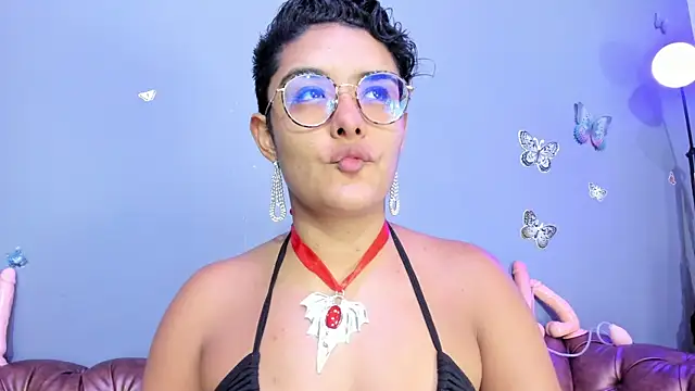 Kaira mosse online show from 31, 10, 2025