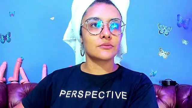 Kaira mosse online show from 28, 5, 2026