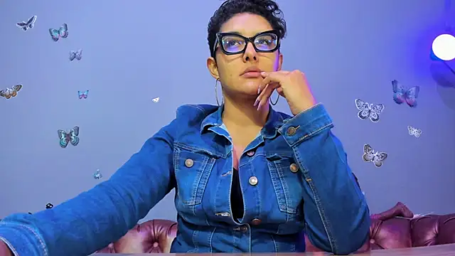 Kaira mosse online show from 20, 12, 2025