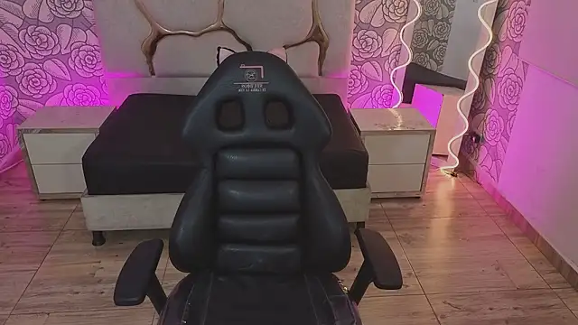 Brendda tay online show from 4, 3, 2026