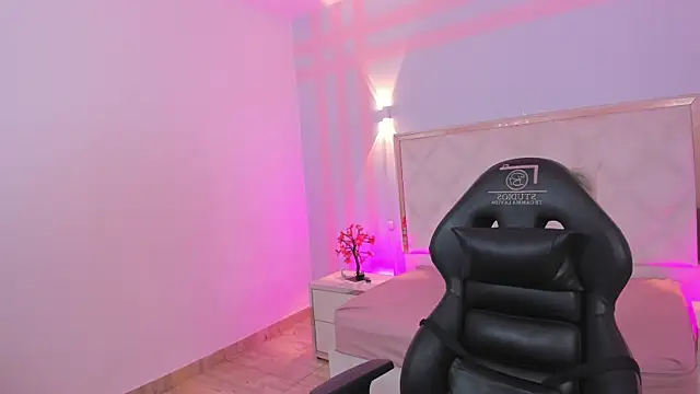 Brendda tay online show from 9, 4, 2026