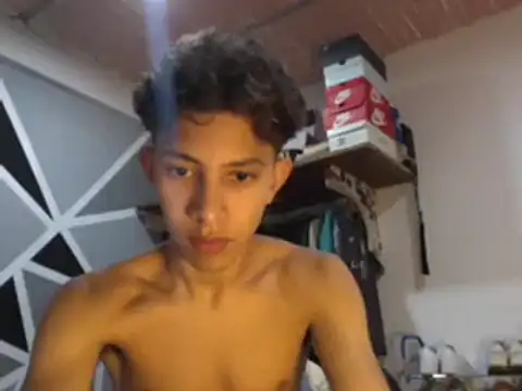 ferchitibellako online show from 31, 12, 2024