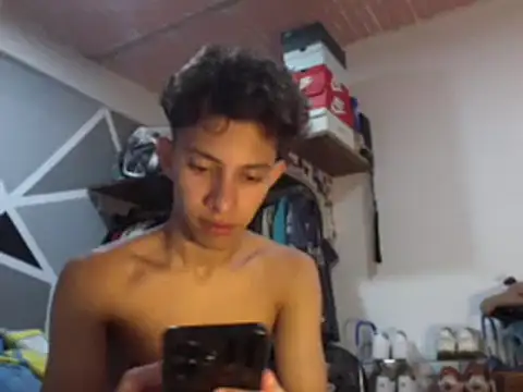 ferchitibellako online show from 29, 12, 2024