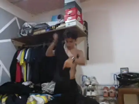 ferchitibellako online show from 15, 12, 2024