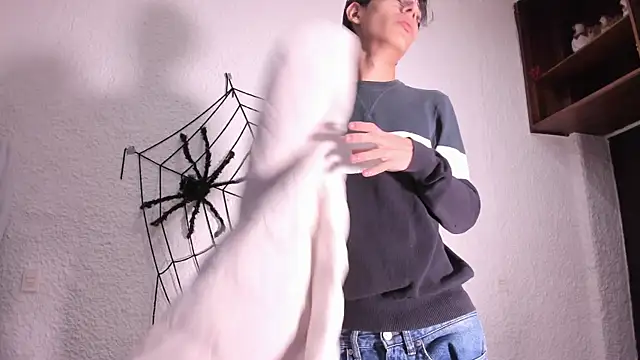 Snapshot of alexandersawyer chatting on 16, 10, 2025 alexandersawyer online show from 16, 10, 2025