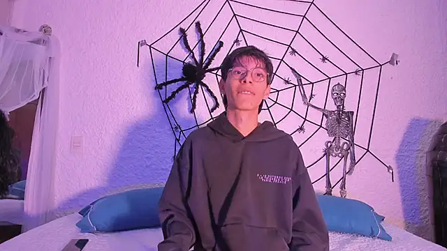 Snapshot of alexandersawyer chatting on 9, 10, 2025 alexandersawyer online show from 9, 10, 2025