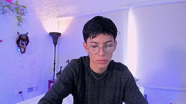 Snapshot of alexandersawyer chatting on 11, 3, 2025 alexandersawyer online show from 11, 3, 2025