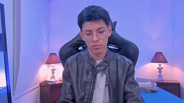 Snapshot of alexandersawyer chatting on 17, 11, 2025 alexandersawyer online show from 17, 11, 2025